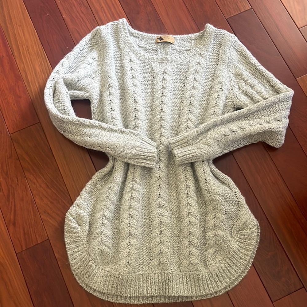 Beautiful knit sweater